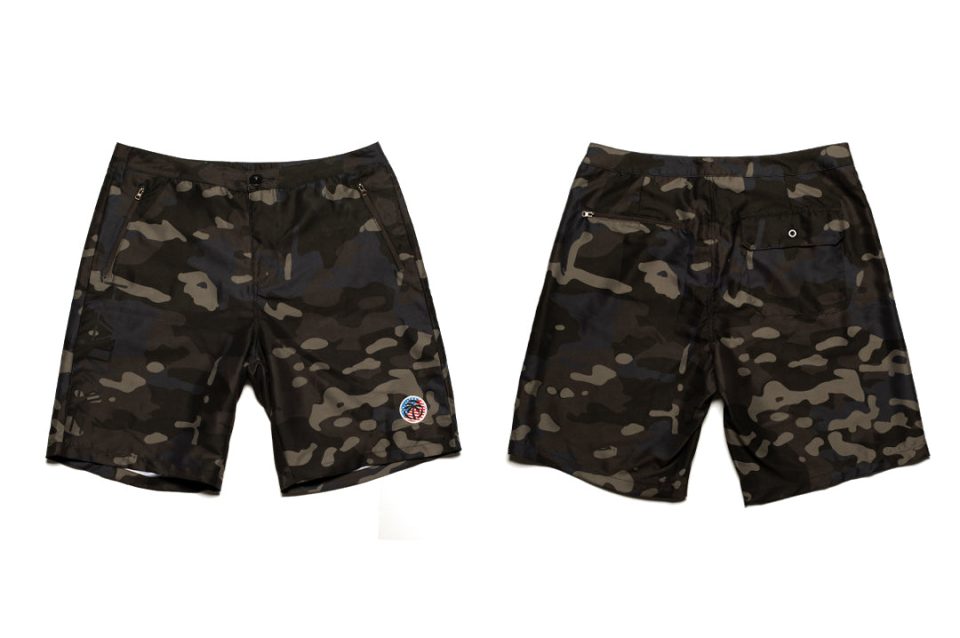Heat Wave Hybrid Board Shorts Midnight Camo