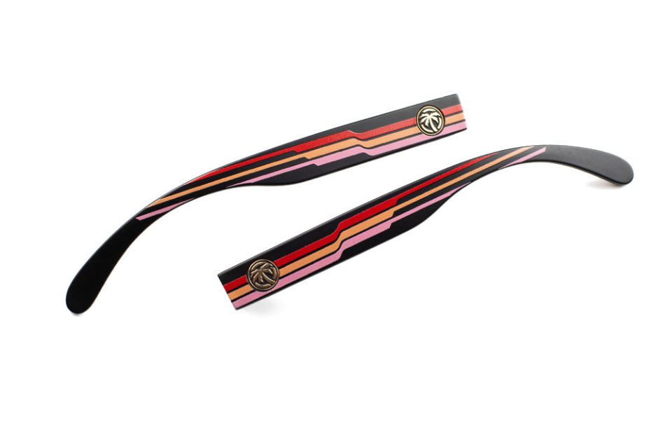 Arms: Side Stripe Red