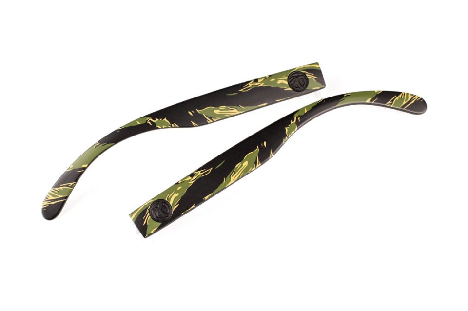 Arms: Tiger Stripe Camo